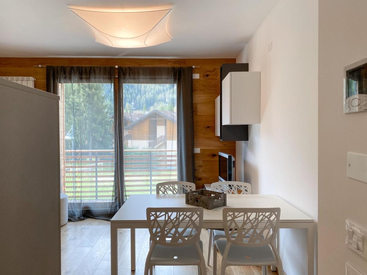 Great Escapes Apartment Ponte Di Legno Bagian luar foto