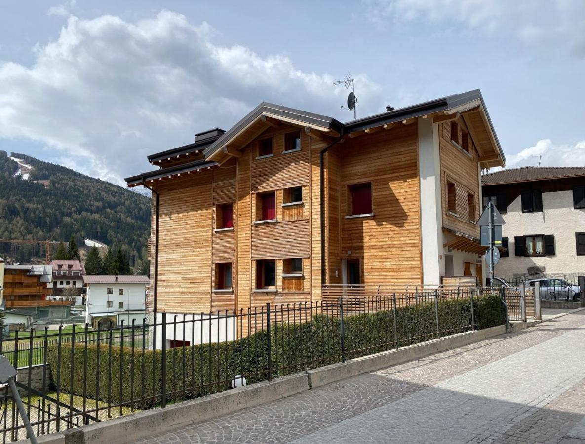 Great Escapes Apartment Ponte Di Legno Bagian luar foto